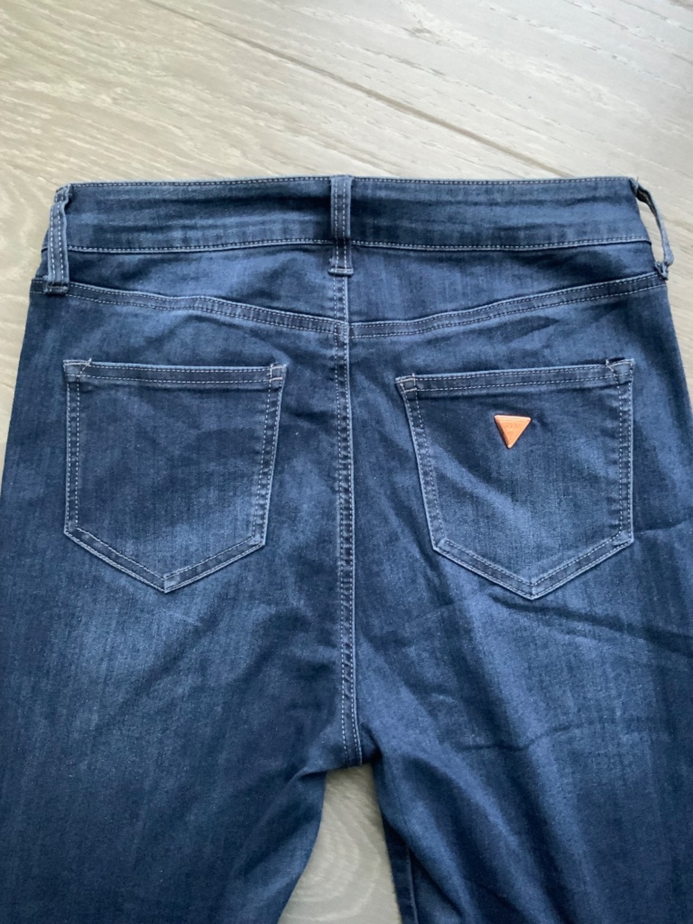 GUESS- High Rise Jeans- Size US 28 - Picture 5 of 6